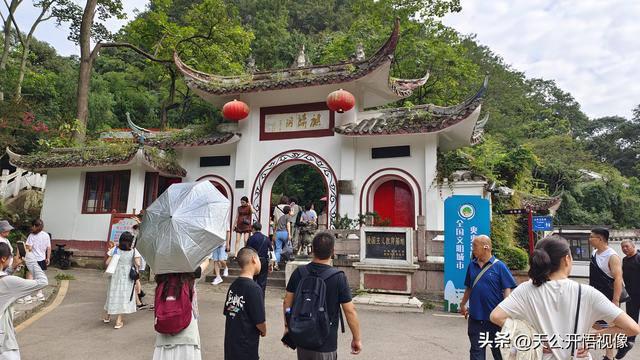贵阳避暑假期收官，再赴黔灵山之约