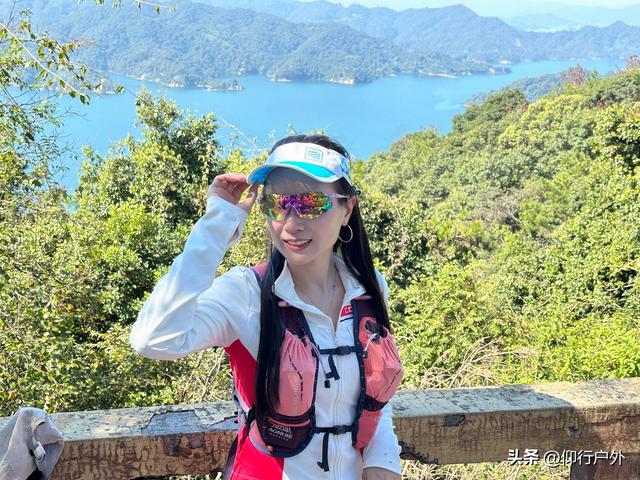 穿越万绿湖大型徒步