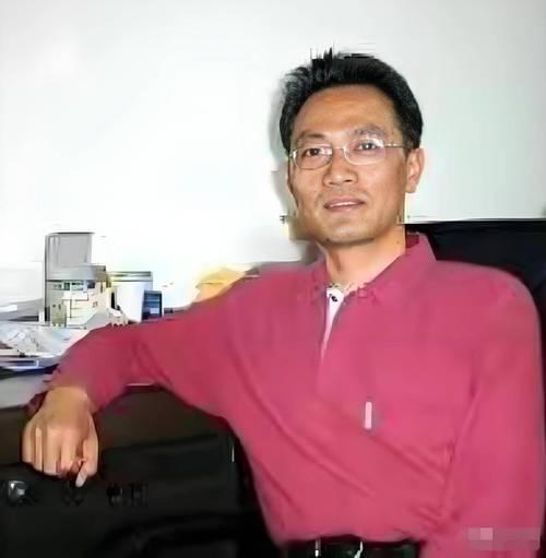 建议把中国分成7个国家，愿为美国战死，北大教授为何口出狂言？