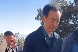 “首富”王健林，已经被债务逼到绝境图片