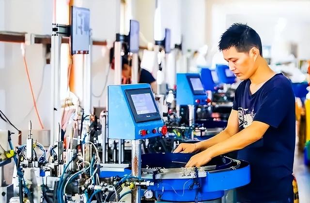 河南第1大军工企业，一年收入200多亿，总部在洛阳，强的可怕！