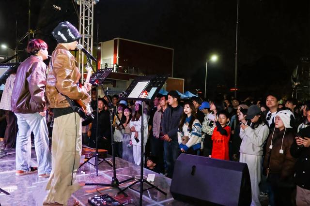 摇滚音乐嗨翻周末 南宁年轻人又有休闲好去处