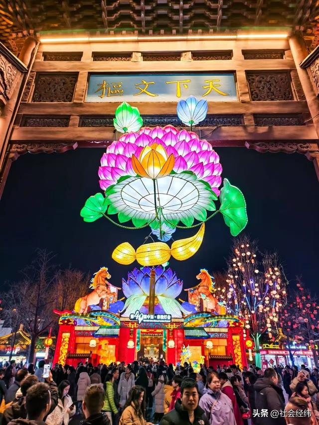 每日一景|秦淮灯会·逛夫子庙