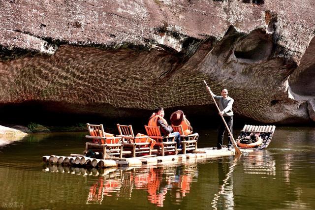 被严重低估的宝藏小县城，高铁直达！人少景美超安逸，周末就出发