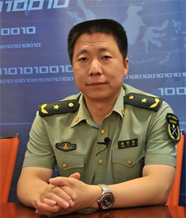 我国首位航天员杨利伟，被授予少将军衔，退休后能享受什么待遇？