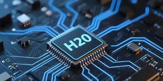 中美芯片摊牌！现实比封锁更狠：美国不是卖芯片	，是想抽中国脊梁