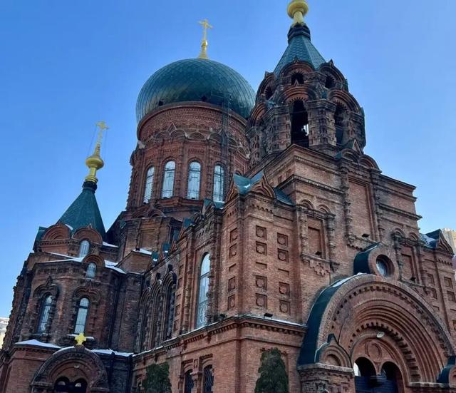 12月特价机票来了！成都出发低至270元！去看红叶/玩雪！