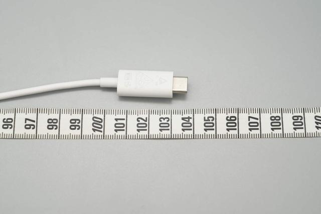 完美适配iPhone 17系列新机，谷歌25W Qi2.2磁吸无线充电器拆解