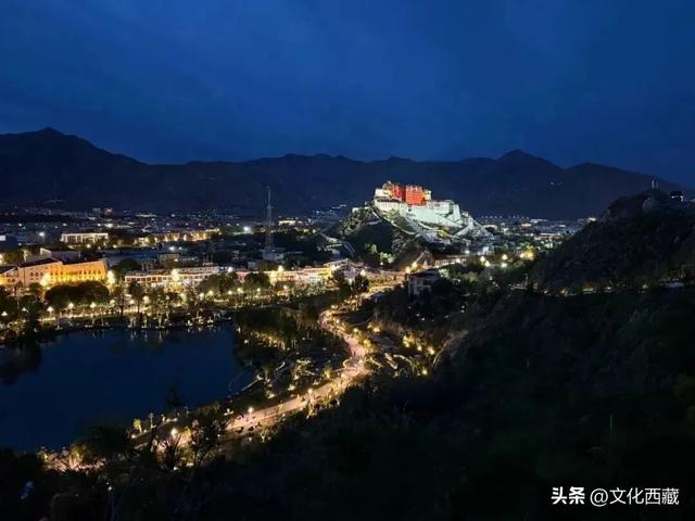 惊！曾经的拉萨药王山竟然变成了→