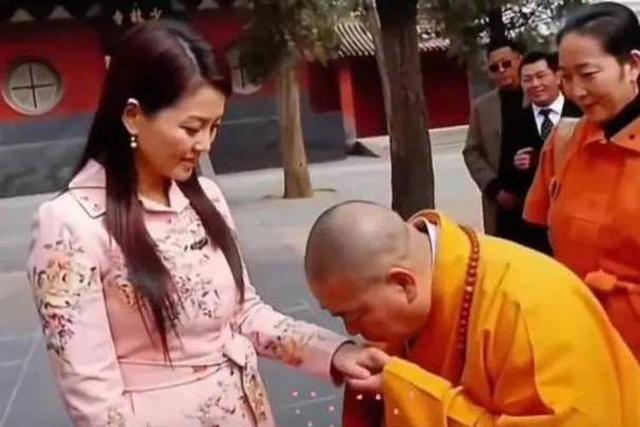 释永信被查第9天，王诗龄受牵连，评论区不堪入目