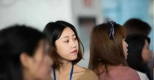 我采访了100个剩女，发现没“碰”过男人的女人，都有一个共性