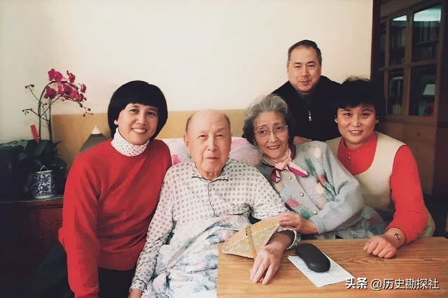 这就是钱学森后人真实的样貌，女儿定居美国，儿子长孙精忠报国！