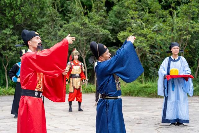 蜀道为轴，文化为魂！剑门关深度文旅融合，挥写中华文化传承新篇章