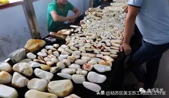 近些年和田玉的价格一直是“高烧不退”	，这是为什么呢？