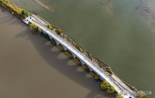 山西临汾：七孔石桥 冬景迷人