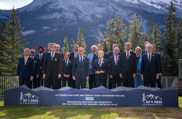 七国集团联合声明直指中国，俄乌、台海、核武三重逼宫，中方硬气回应绝不妥协？