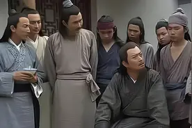 “眉怕两相交，耳怕个不大”有啥说法？耳朵小到底好不好？准吗图片