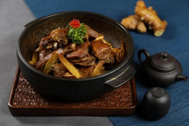 住进城市“C位”！来厦门，请你吃自助餐→