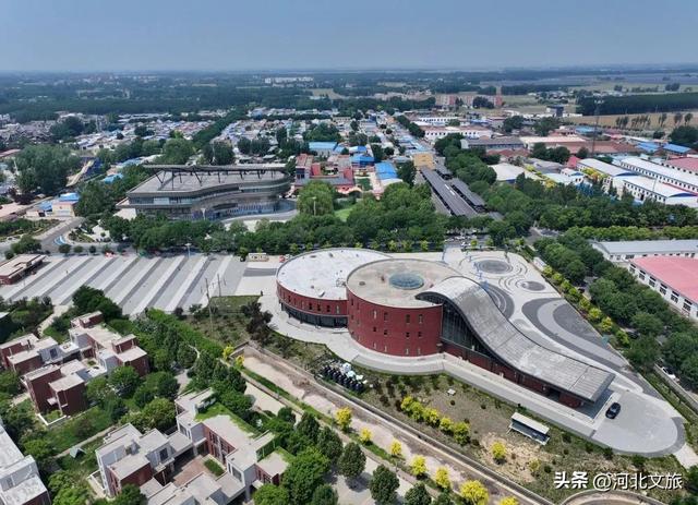新华社报道！河北这座宝藏小城，吸引着世界各地的人前来，被誉为“东方维也纳”！
