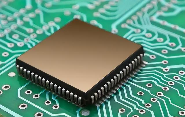 石破茂预言果然应验了！中方还没正式出手，日企就已经扛不住了