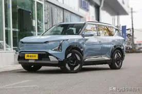 新车｜0首付/3年0息/5000元购车抵扣券等，起亚EV5 2月限时优惠图片