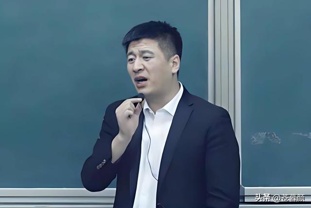 央视怒批！人民日报点名封杀！这5位目无法纪的大网红，彻底凉凉