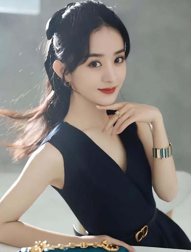 冯绍峰也没想到，被官媒高调官宣喜讯的赵丽颖，证实陈晓没说错