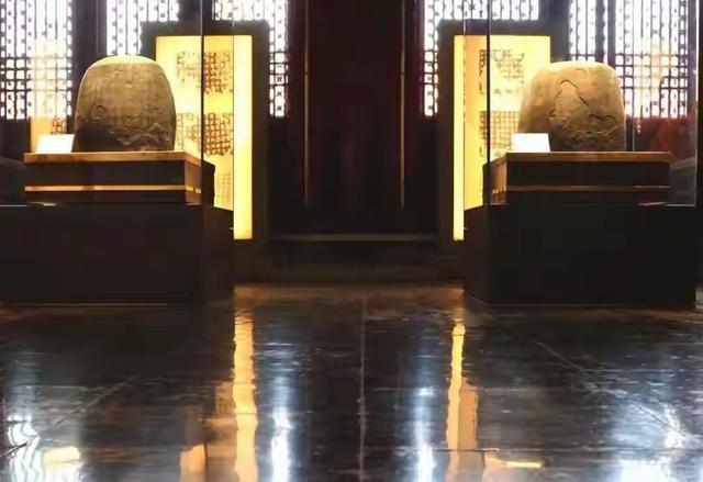 故宫冬至奇观 正大光明 匾被金光点亮 三百年古匾藏着古人的天文智慧