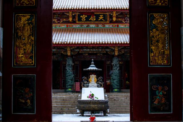 想把台儿庄古城的雪寄给你！