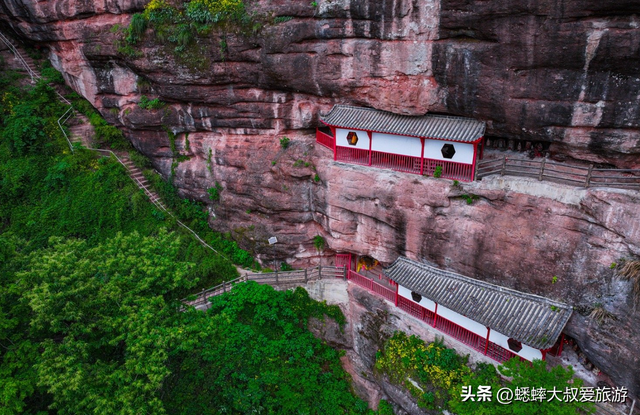 浙江有座被时光偏爱的名山，存悬空寺与爱心湖，仅限驴友才知道！