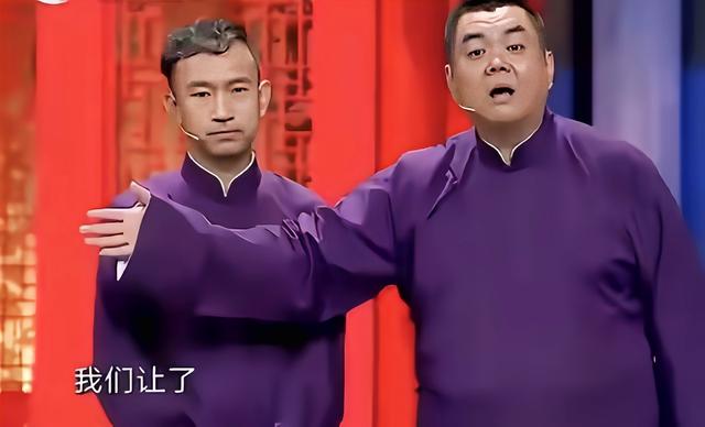 有些让人捉摸不透，让嫂不是张伯鑫爱人，一个卖票的至于这样吗？