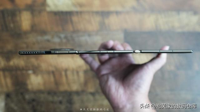 非凡价格 非凡体验 华为Mate XT体验 2万块和Z Fold6打的有来有回