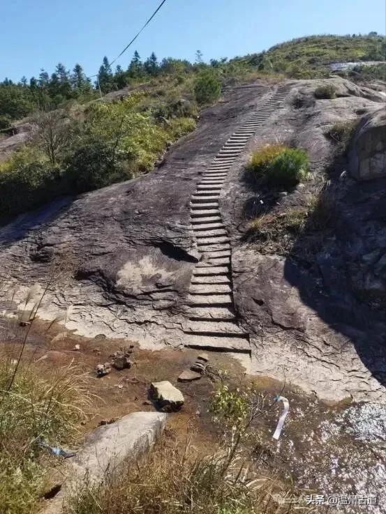 踏山寻幽好时节！大罗山这个知名古村落有多条徒步线路任你选择！