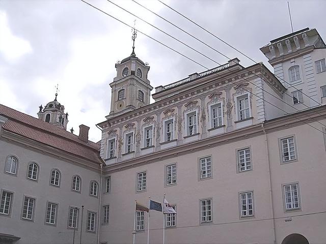 立陶宛为啥被称为“欧洲淫窟”？带你去瞧瞧这个可悲的中欧小国