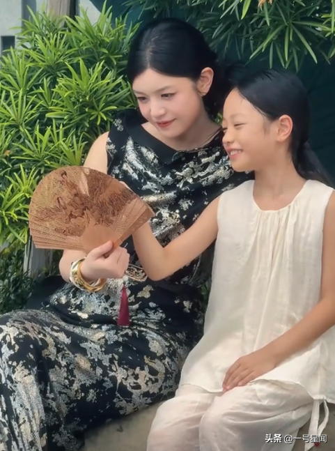 离婚仅半年，42岁的陈妍希本性难移，才发现陈晓跟她不是一路人