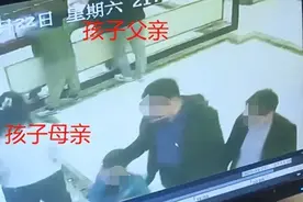 家长称6岁儿子被陌生人带去KTV：一群醉酒男人让娃唱歌！警方回应图片