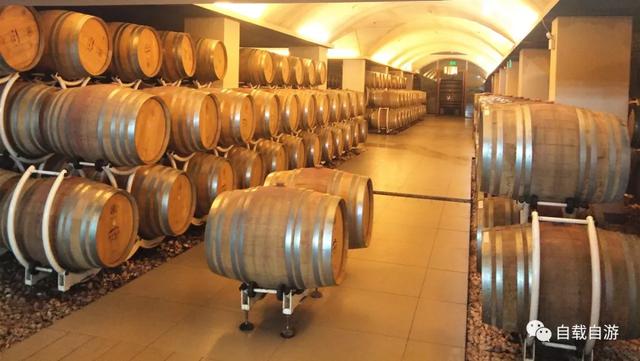 乌海 内蒙新城 周总理定名 成吉思汗铜像是城市地标 蒙餐汉餐各具特色