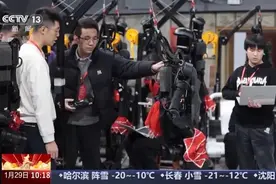 手绢转得太6了！这群BOT什么来头？主创团队揭秘——图片