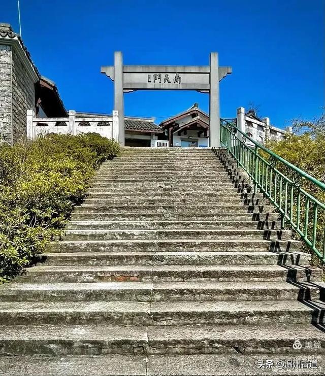 浙东海上名山，被严重低估的小众仙境！浙江最“方”的山，可去过