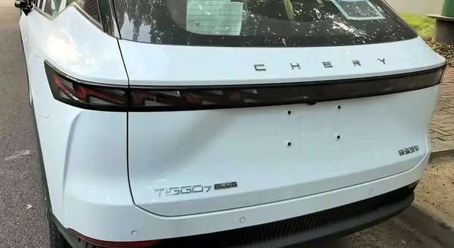 全新瑞虎7 PLUS现身街头，外观大变样，尺寸提升	，能否被大家认可