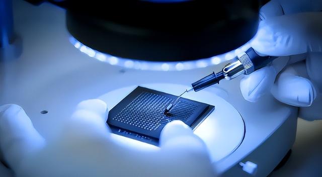 美国发出全球通缉令，逮捕中国芯片科学家陈正坤，现在怎么样了？