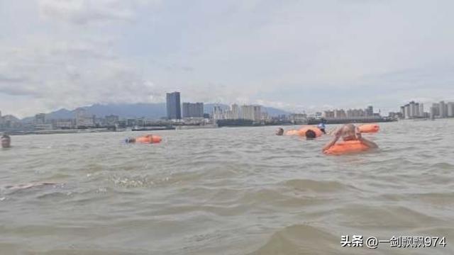 陵川八泳士江南四省游记（四）