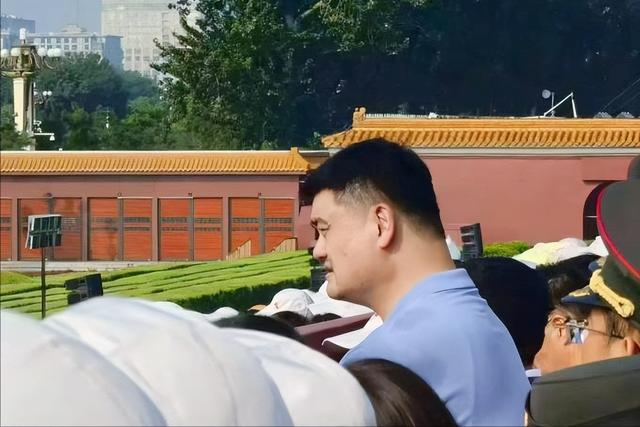 一场阅兵暴露江湖地位！陈梦、苏炳添都已到场，全红婵罕见缺席