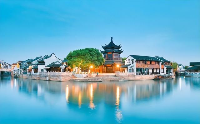 德国和江苏同为8000多万人，2024年德国4.66万亿GDP，江苏有多少