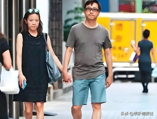 64岁的庾澄庆未曾料想，那个曾让他担忧的儿子，竟成为他的骄傲