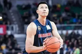 易建联：篮球传奇的辉煌与传承图片