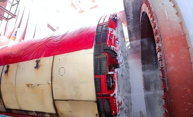 中国第一，当之无愧！砸掉欧、美、日铁饭碗，中国盾构的崛起之路