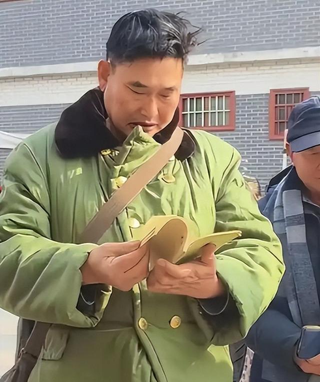 14年被网暴、家人被P图羞辱，大衣哥终于赢了官司？