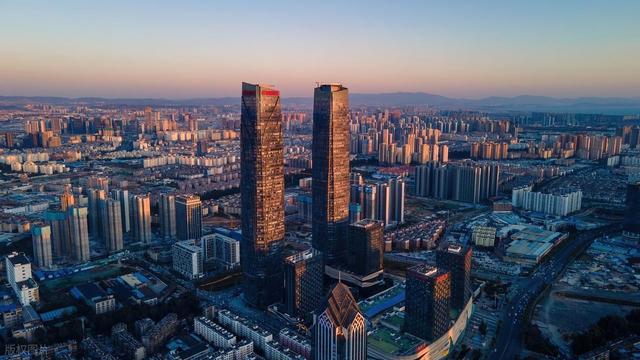西南地区“第三大城市”，仅次于重庆与成都，现在已是“新一线”