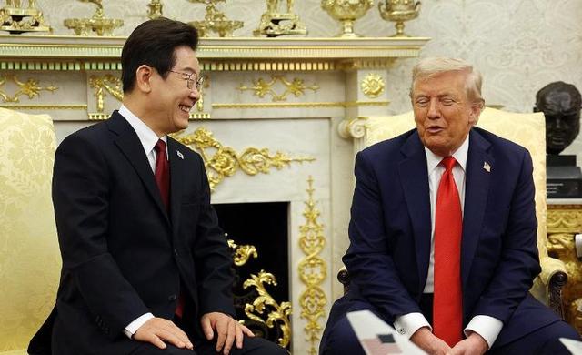 李在明回国不到24小时，中俄大使在韩联合发文，给了韩国最后机会